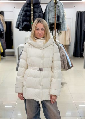 Пуховик жіночий Chanevia 26087 CREAM